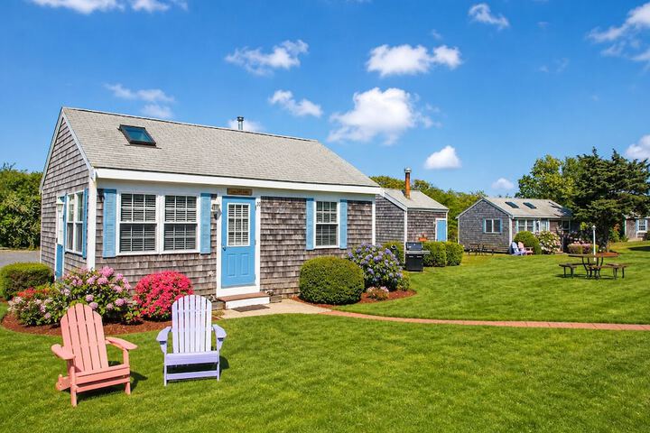 Colonial Acres Resort