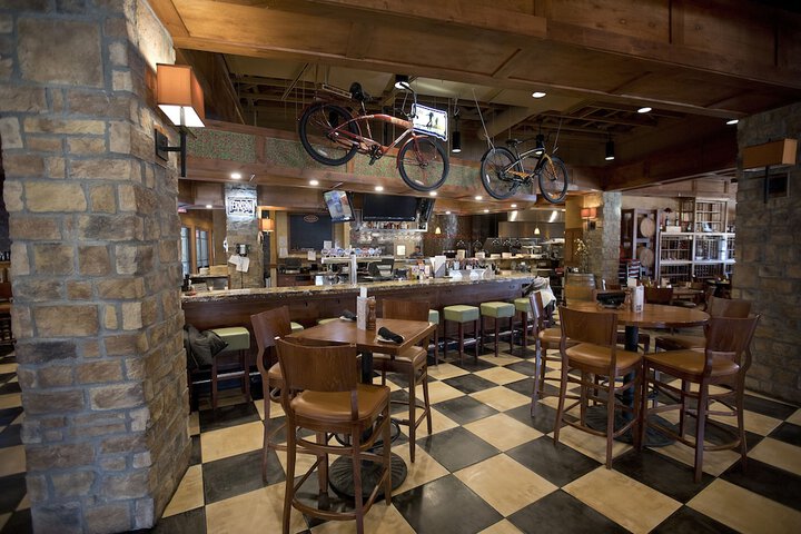 Clubhouse Hotel & Suites Pierre