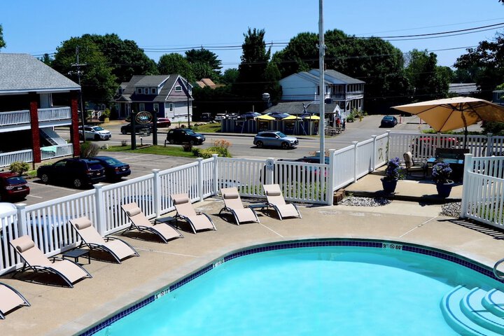 Pool 21 of 167