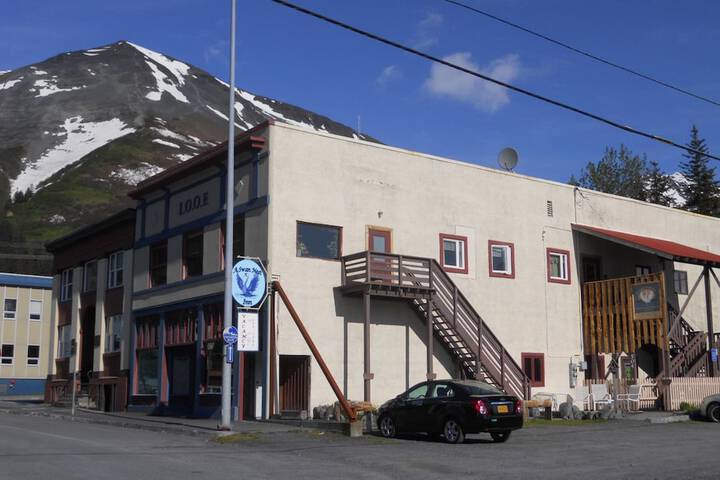 A Swan Nest Inn