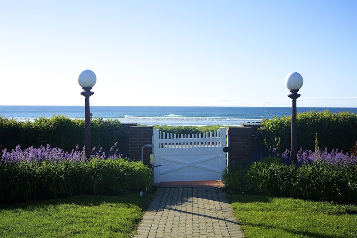 Anchorage Inn and Resort