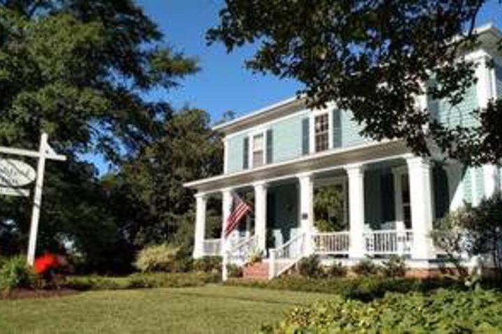 The Ashford Inn