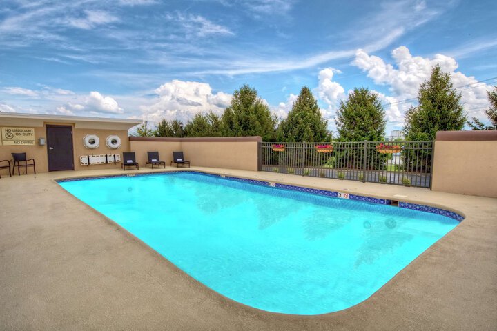 Pool 3 of 39