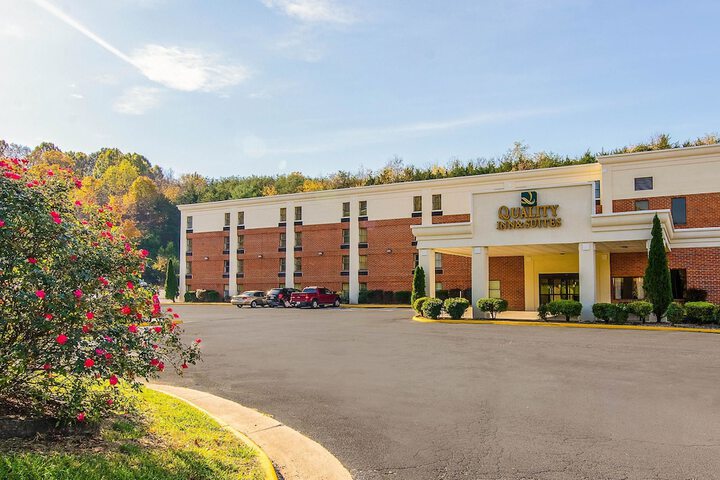 Hotel 3 of 49