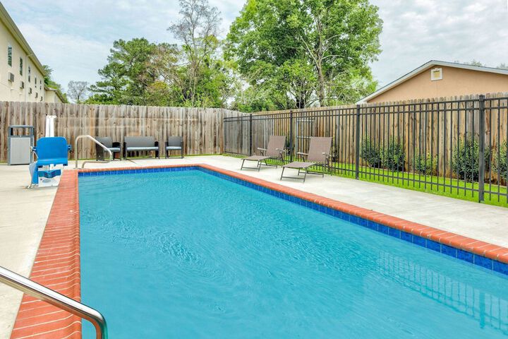 Pool 6 of 59
