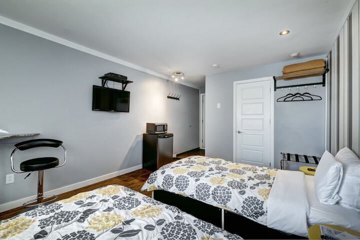 Room 82 of 92