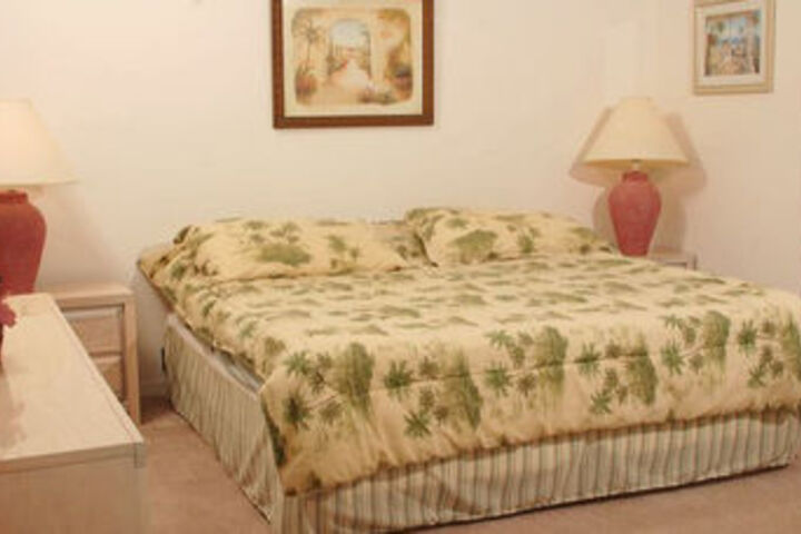 Creekside Homes by AmSun Vacation Homes