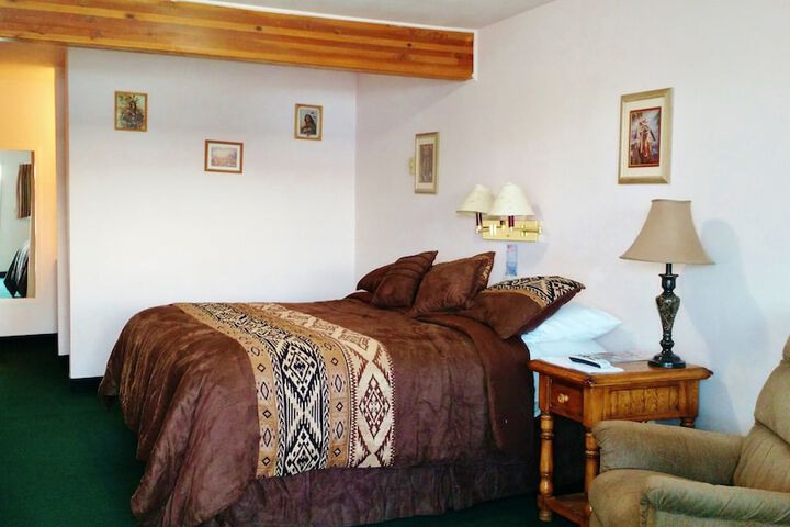 Room 36 of 60