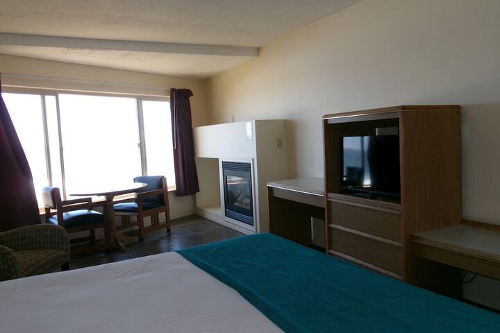 Room 25 of 108