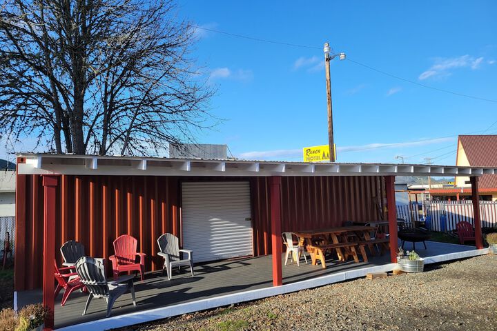 Terrace/Patio 7 of 7