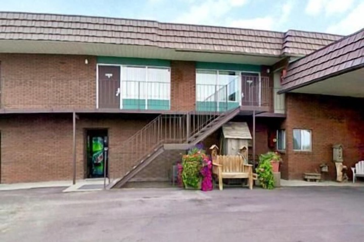 Hotel 2 of 21