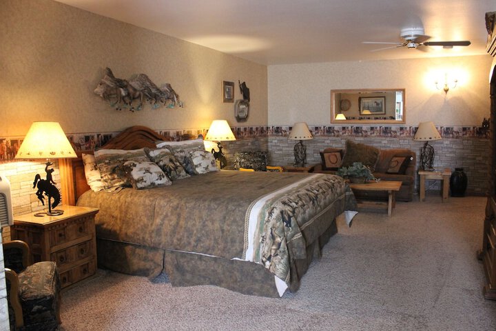 Room 62 of 82