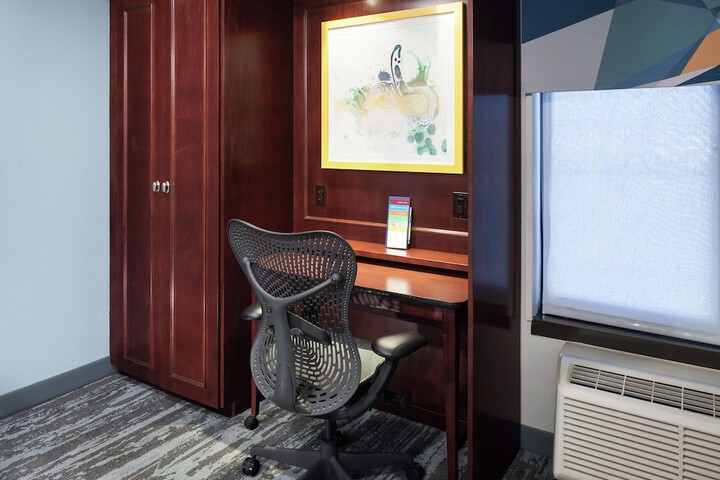 Room 29 of 38
