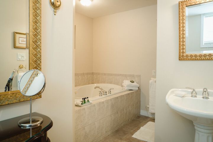 Room 20 of 29