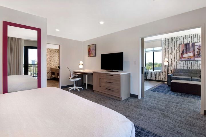 Room 12 of 44