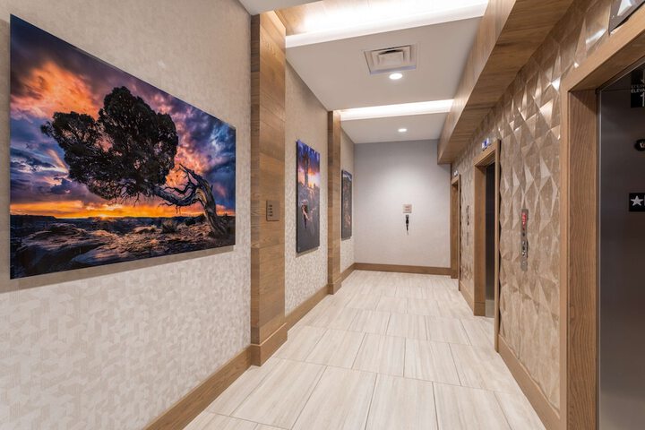 Hotel Interior 10 of 26