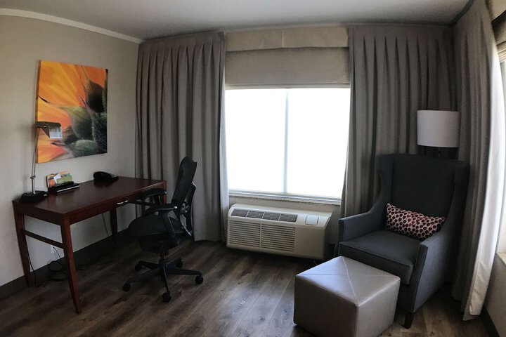 Room 66 of 85