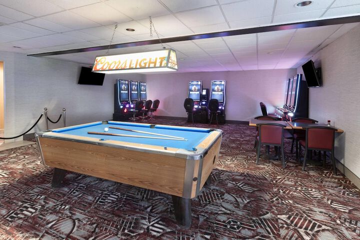 Baymont by Wyndham Jamestown Conference Center & Water Park