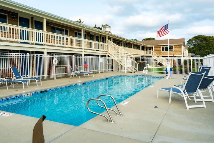 Pool 7 of 56