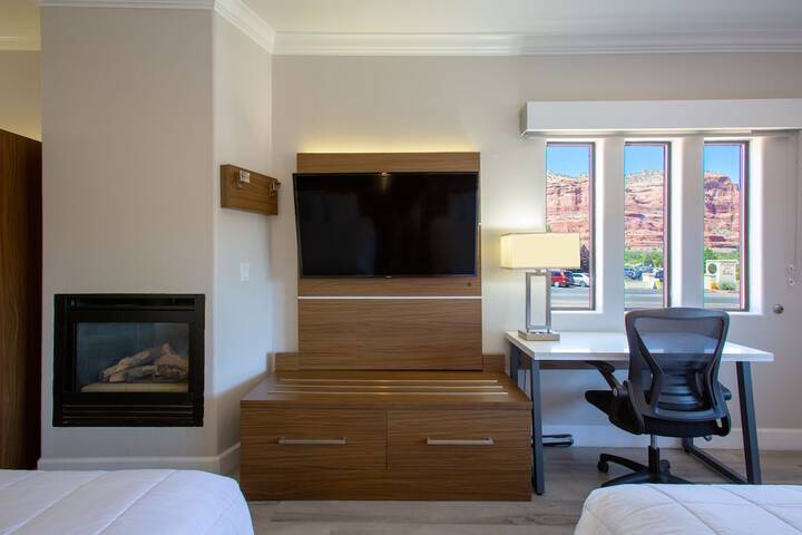 Room 33 of 50