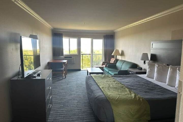 Ocean Paradise Hotel and Resort