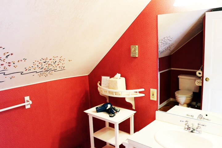 Room 20 of 63