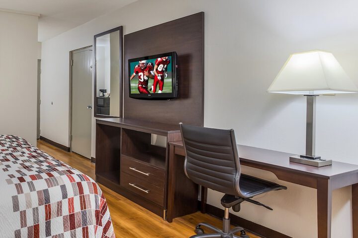 Room 30 of 39