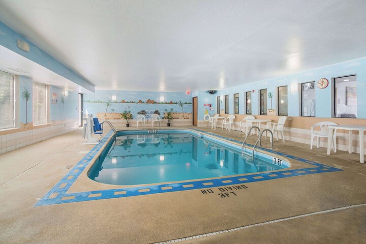 Pool 5 of 38