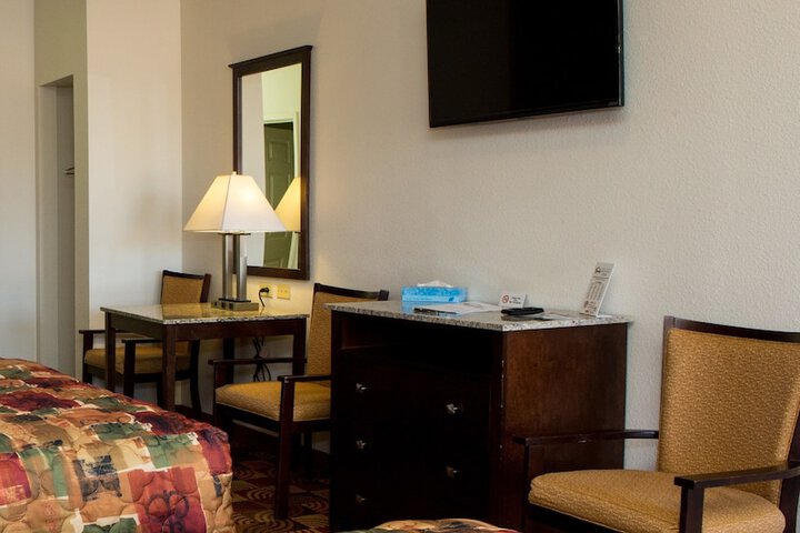 Room 40 of 53
