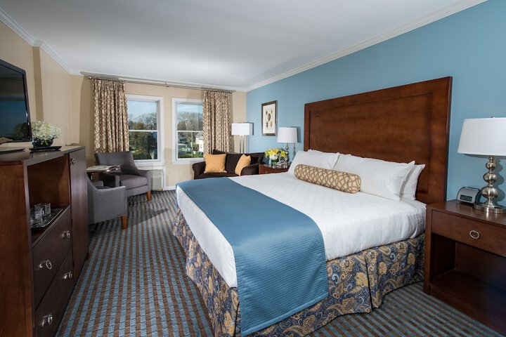 Union Bluff Hotel & Meeting House