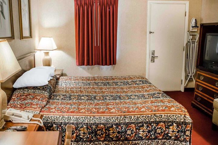 Room 31 of 43