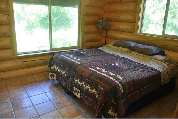 Daniels Lake Lodge B & B