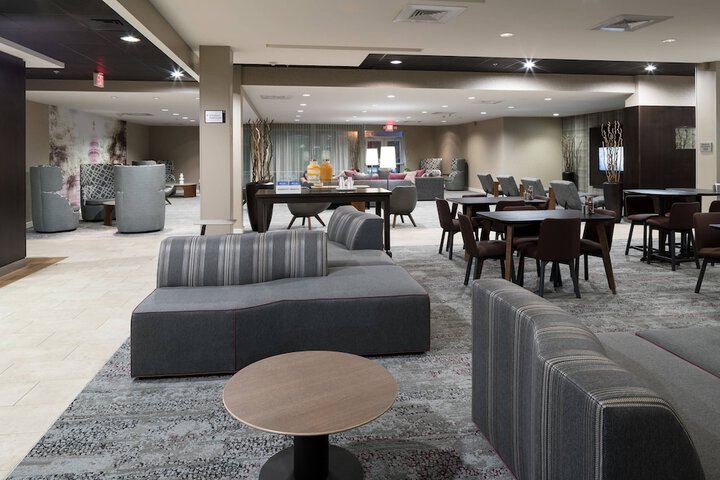 Hotel Interior 11 of 34