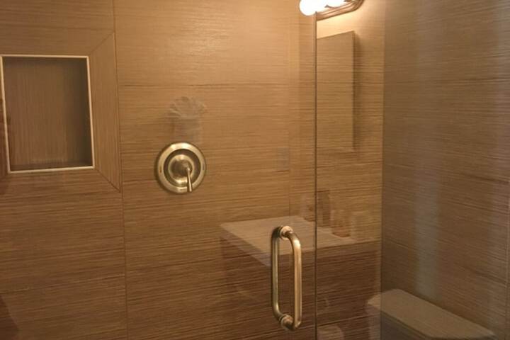 Room 49 of 259