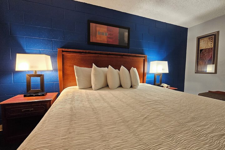 Room 49 of 62