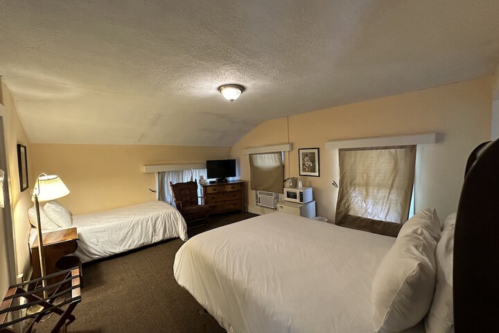 Room 19 of 61