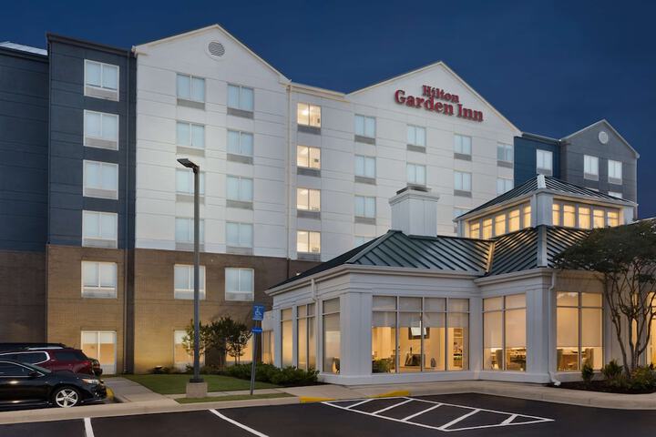 Hotel 2 of 33