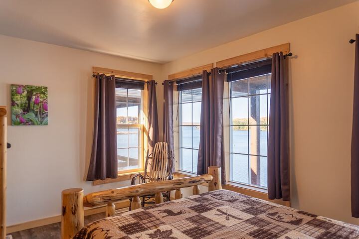 Keweenaw Waters Resort