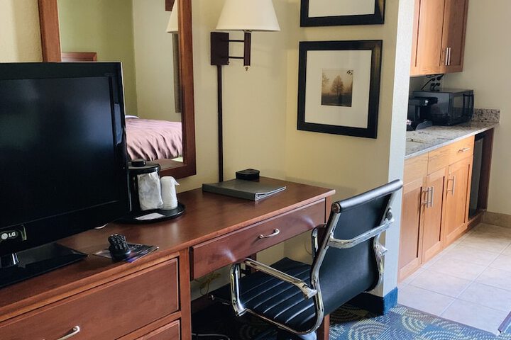 AmericInn by Wyndham Kewanee