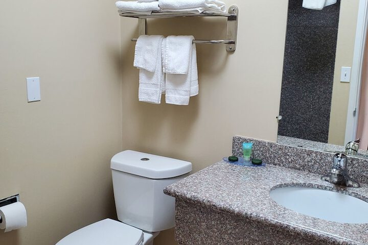Room 10 of 22