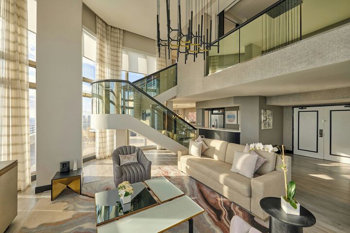Loews Miami Beach Hotel – South Beach