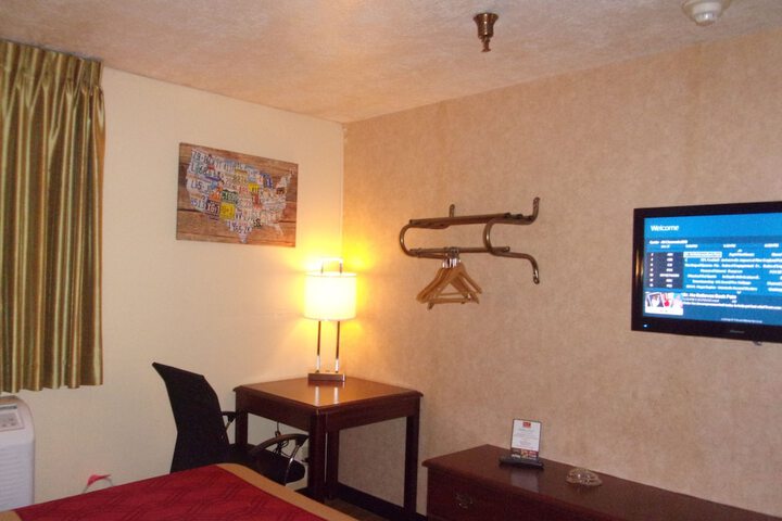 Econo Lodge Kent - Akron West