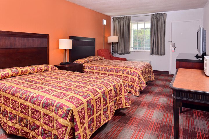 Room 10 of 23