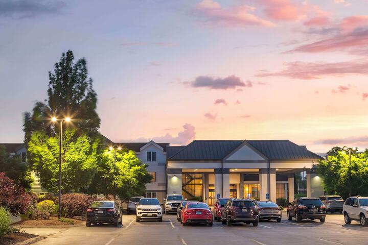 Hotel 3 of 47