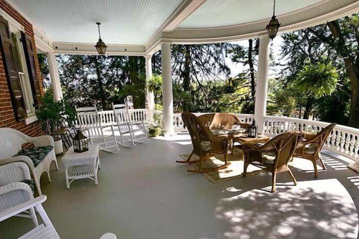 Terrace/Patio 38 of 39