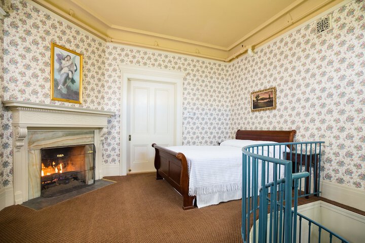 Room 58 of 112