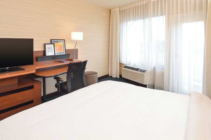 Room 15 of 44