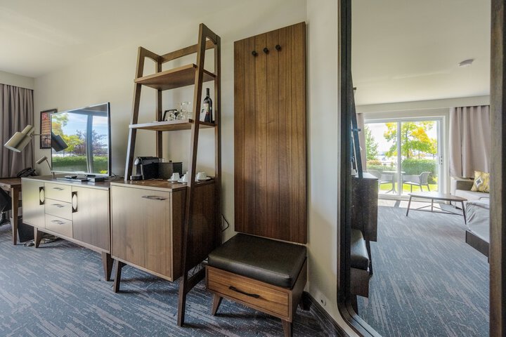 Room 10 of 40