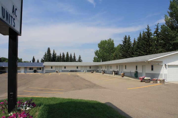 Lamplighter Inn
