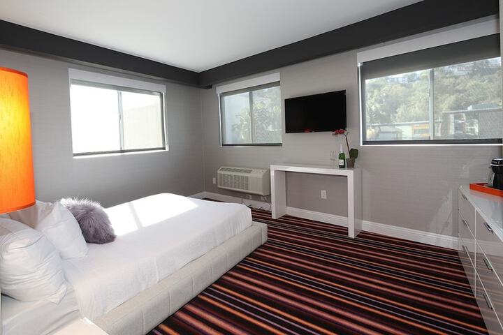 Room 18 of 22